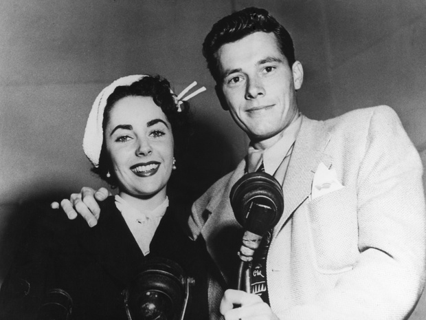 Elizabeth Taylor and her Husband en Route for Europe