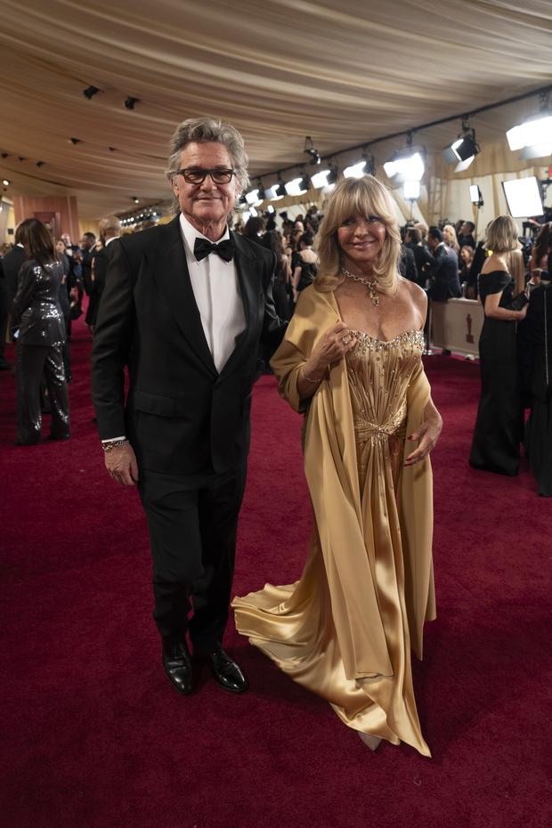 KURT RUSSELL, GOLDIE HAWN