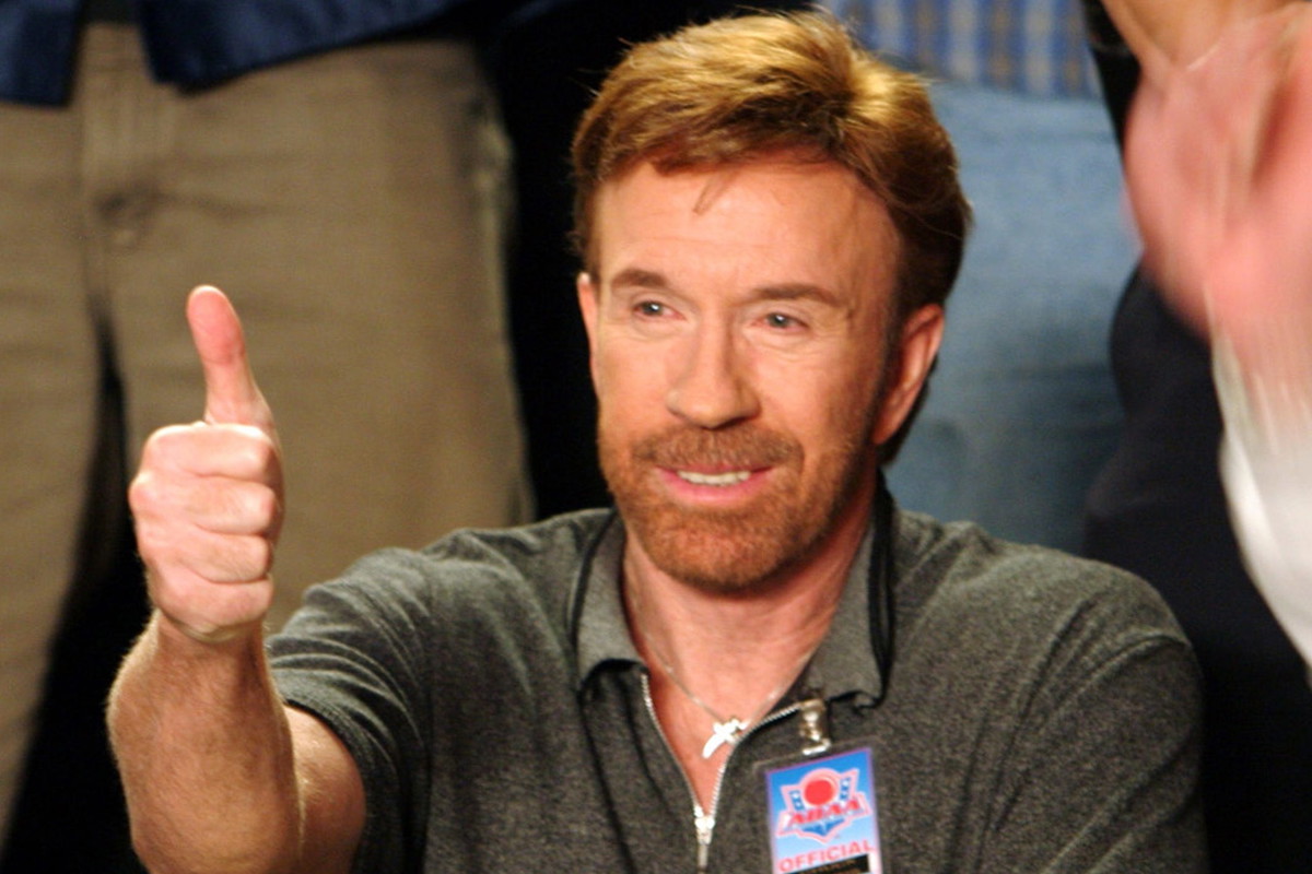 Chuck Norris, 2004.