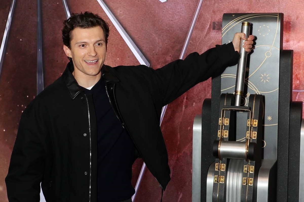 jamniki (2) - Tom Holland