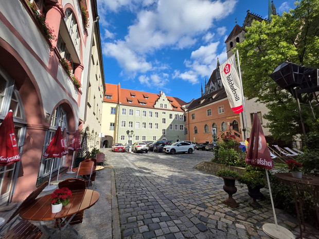ŚREDNIOWIECZNE KOLOROWE ZAUŁKI