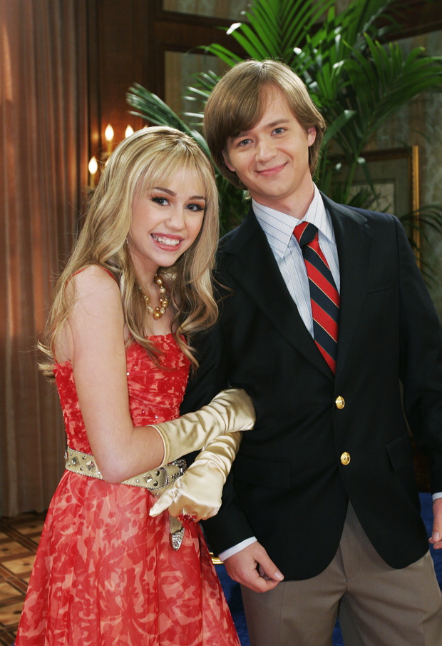 Miley Cyrus, Jason Earles
