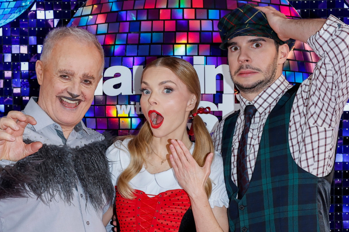 jamniki (2) -Aleksander Mikołajczak, Izabella Miko, Albert Kosiński