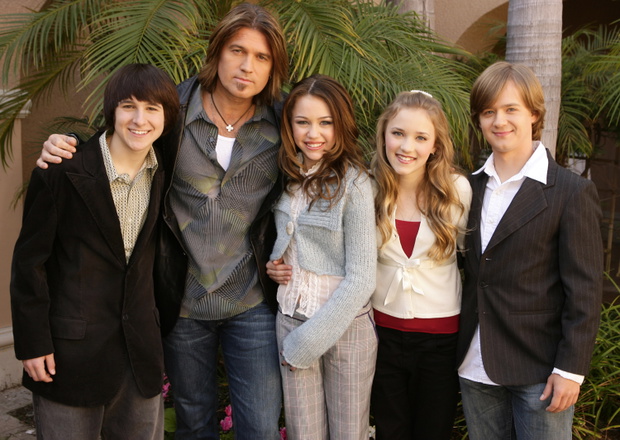 Mitchel Musso, Billy Ray Cyrus, Miley Cyrus, Emily Osment, Jason Earles