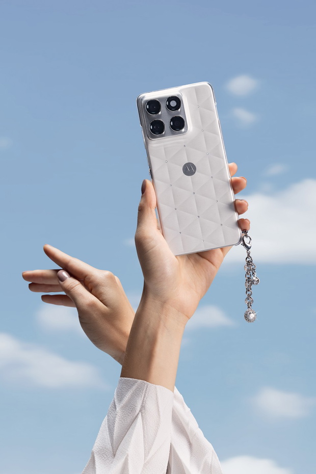 motorola edge 70 COY