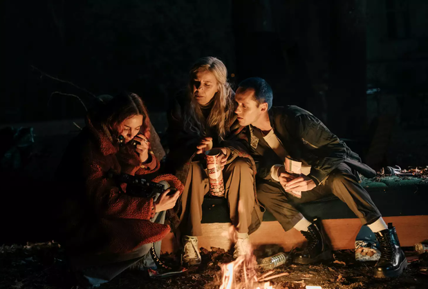 Julia Rogowska, Agata Kulesza i Bartosz Bielenia na planie filmu "Czas, który nie nadszedł"