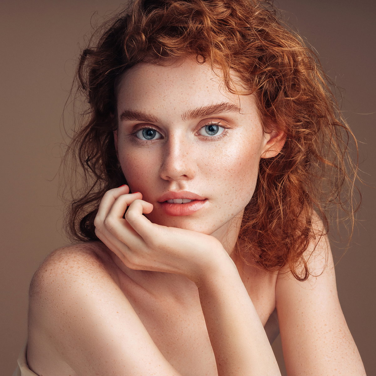 Ruda kobieta