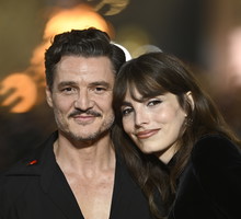 Pedro Pascal, Lux Pascal