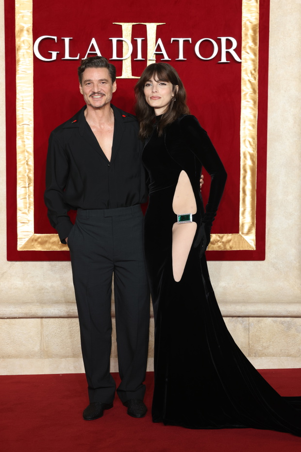Pedro Pascal, Lux Pascal