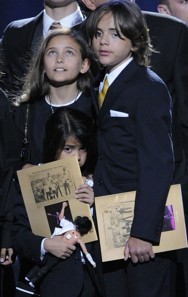 MICHAEL JACKSON FUNERAL