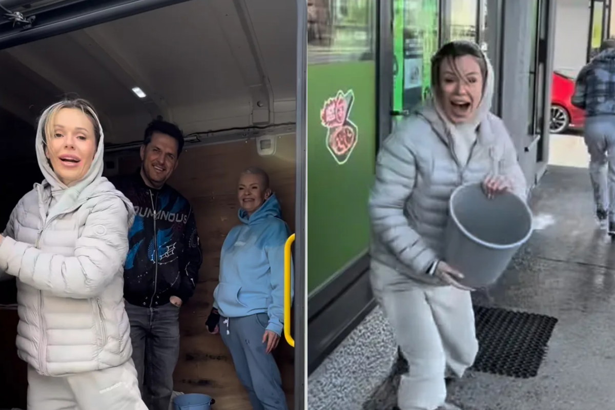 jamniki double Doda oblewająca przechodniów na ulicach Ciechanowa