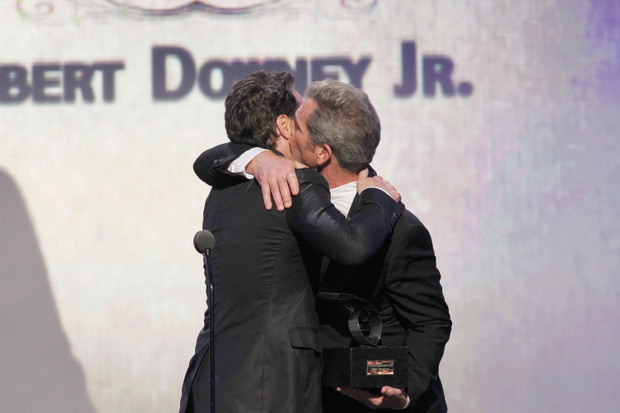 Mel Gibson i Robert Downey Jr. 14.10.2011.