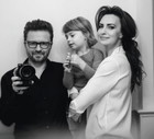 jamniki (2) - Agnieszka Maciąg, Robert Wolański z córką Viva! 24/2015