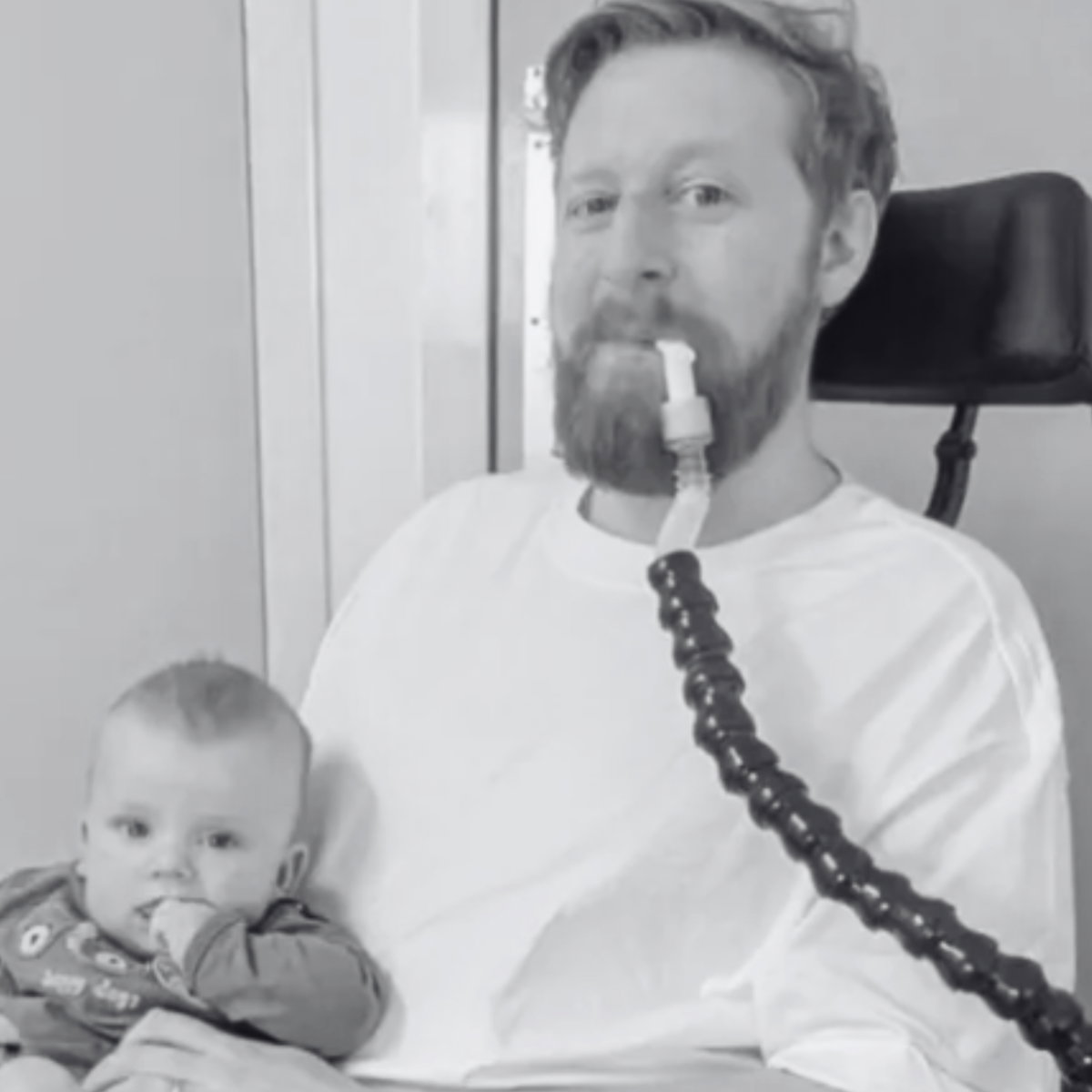 jamniki (2) - Michael Patrick nie żyje