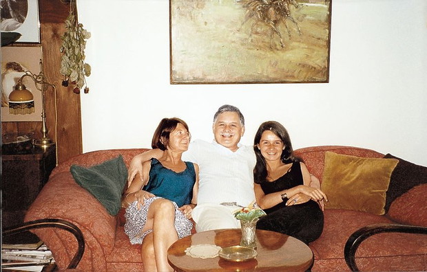 maria-lech-i-marta-kaczynscy-w-domu-w-sopocie-lato-1998-347202-GALLERYBIG-073f8bf