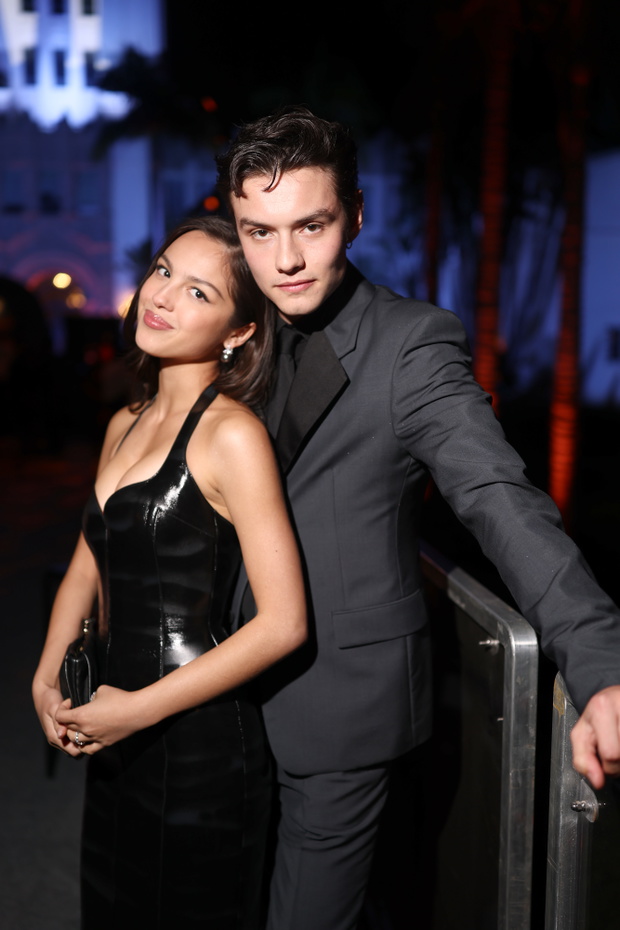 Louis Partridge, Olivia Rodrigo