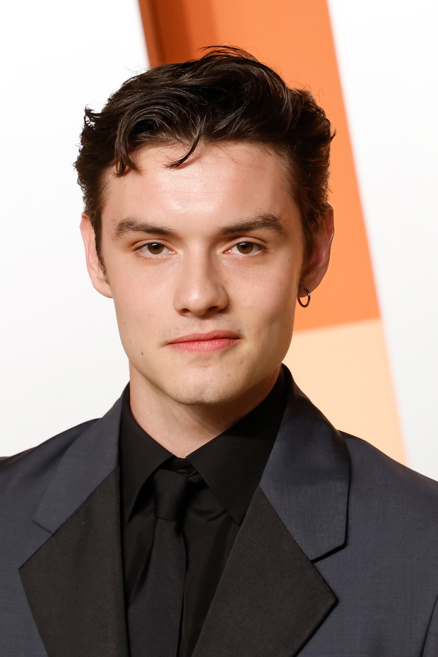Louis Partridge