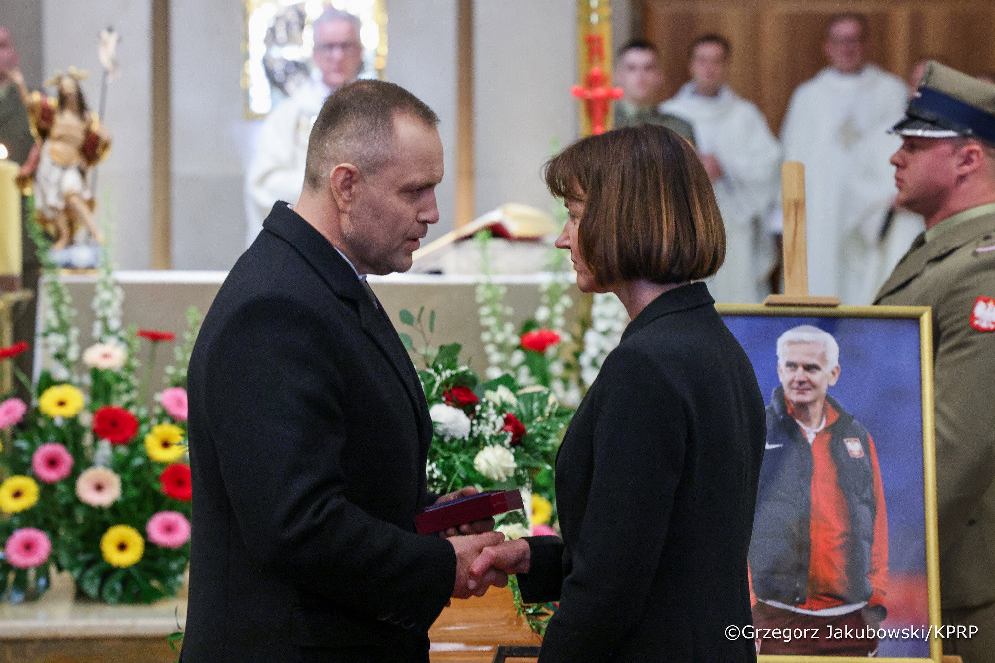 Prezydent Karol Nawrocki i żona Jacka Magiery. 16.04.2026.