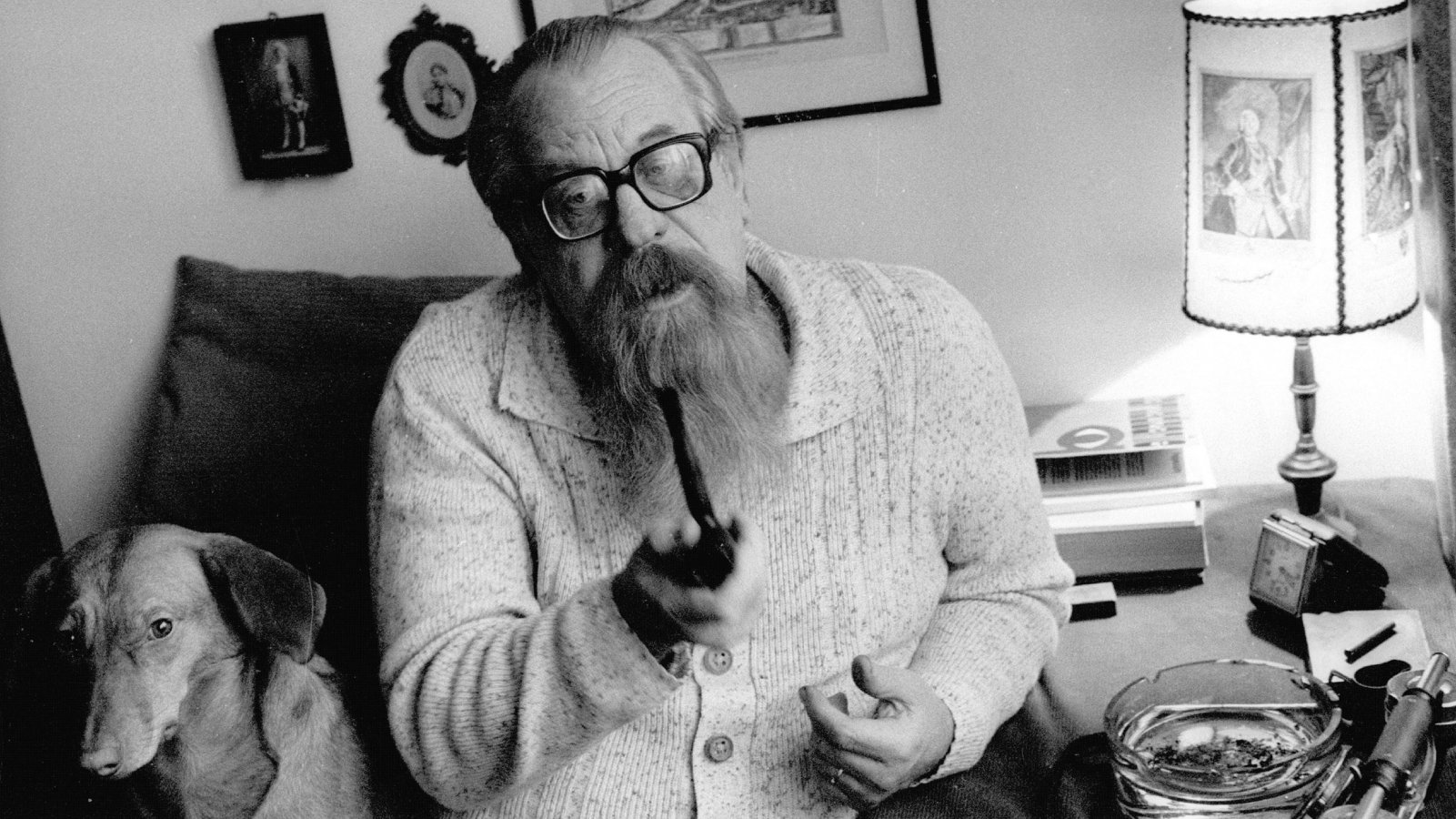 jamniki (2) - Szymon Kobylinski - rysownik, historyk, karykaturzysta.