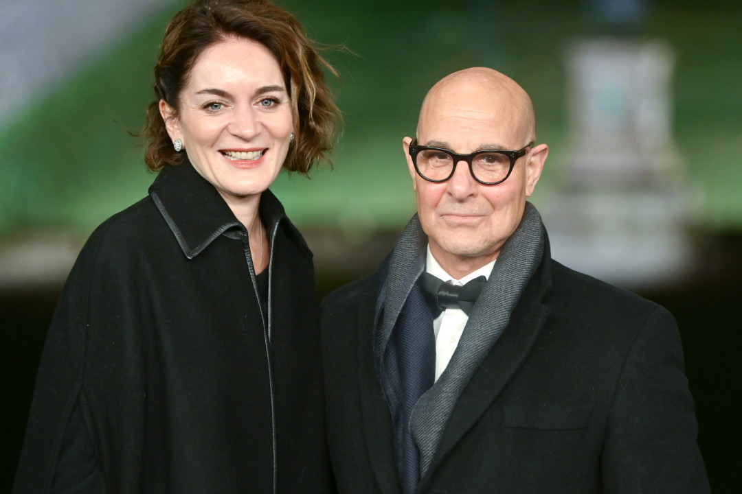 jamniki (2) -Felicity Blunt i Stanley Tucci, styczeń 2026 r.