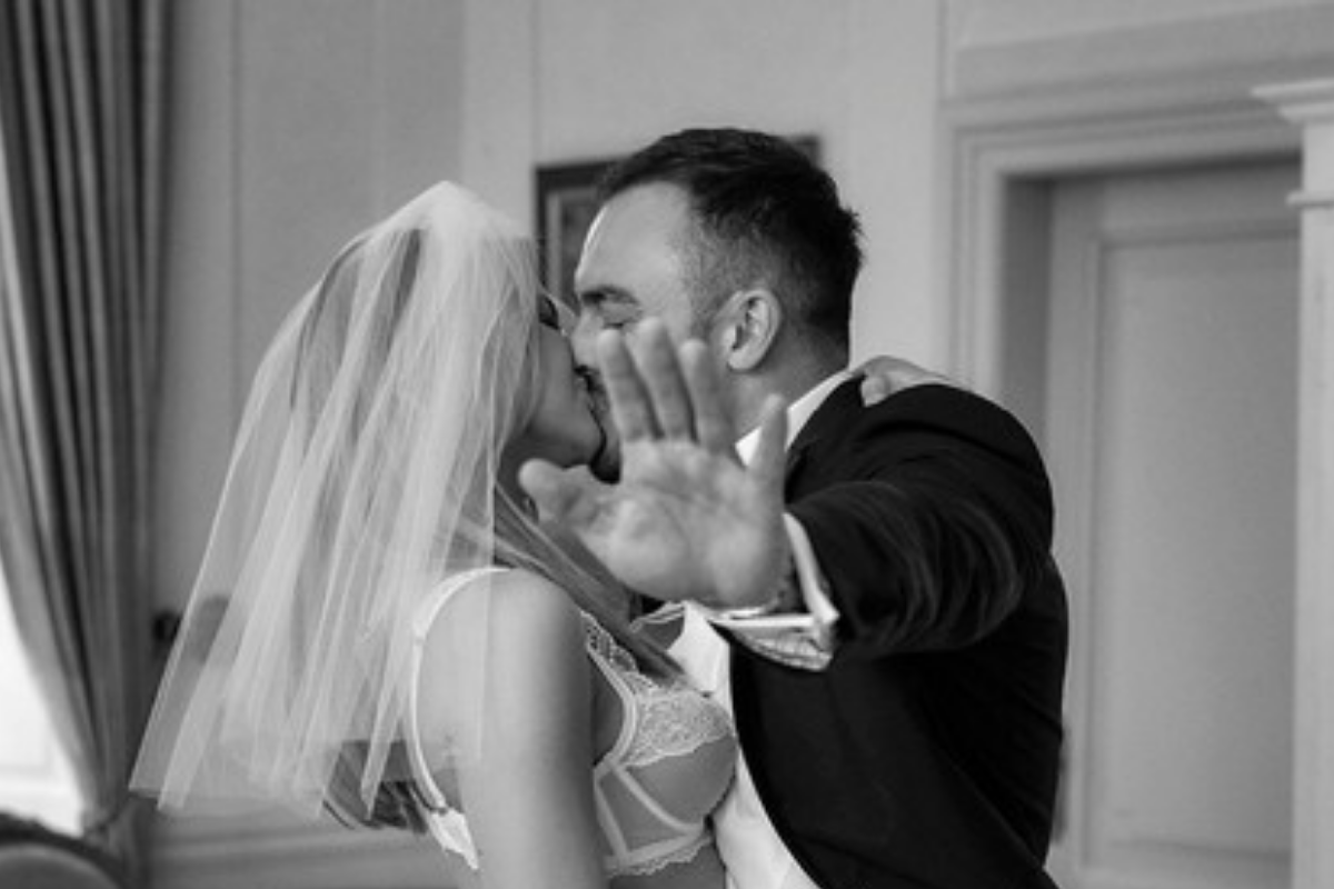 Karolina Pisarek, Roger Salla