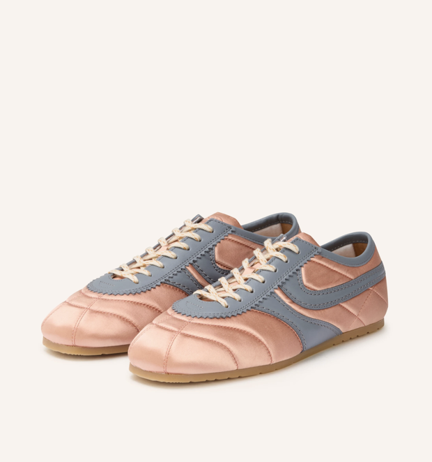 sneakersy