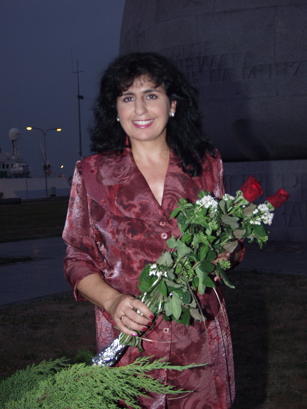 Eleni, 2002 rok
