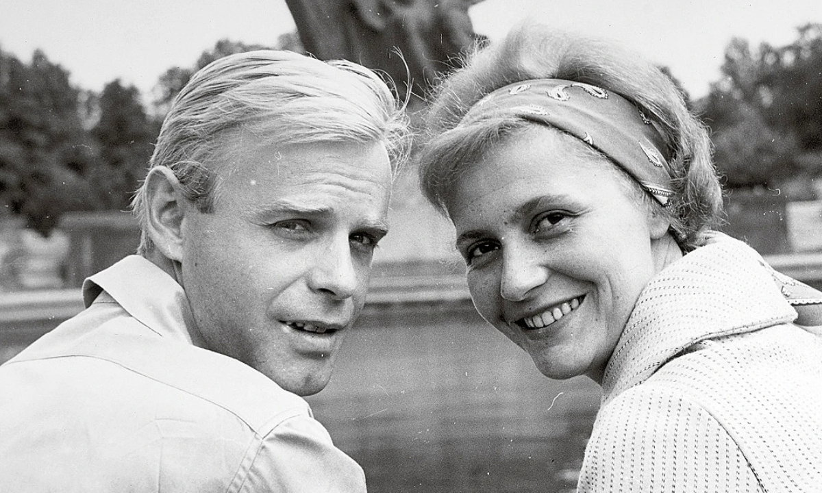 Anna Ciepielewska i i jej mąż Stanisław Niwiński, który "nie mógł żyć bez Anki", lata 70,