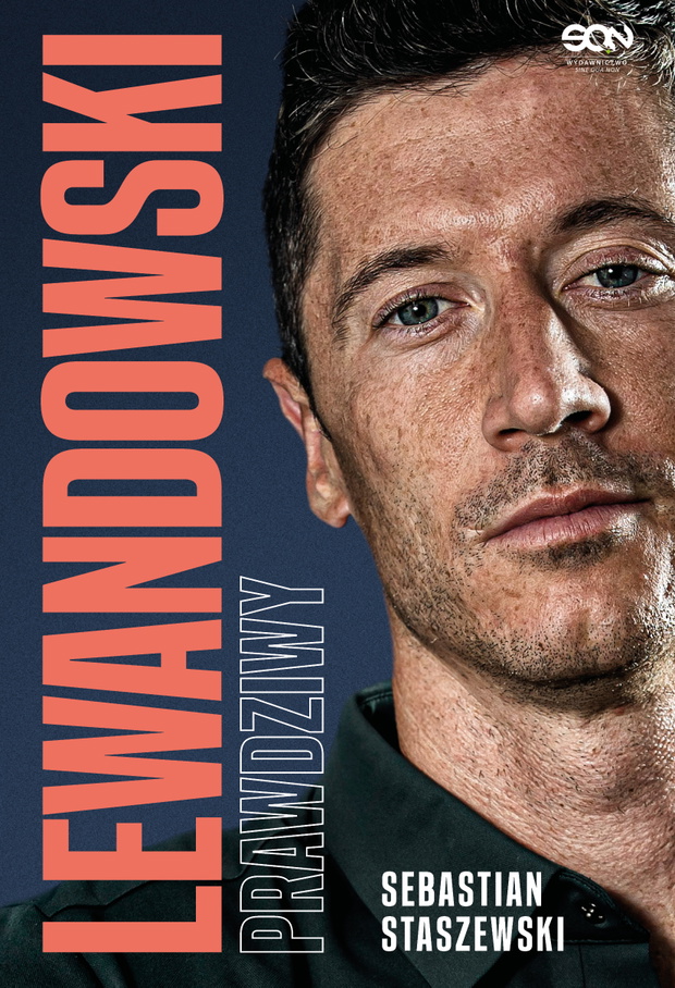 Książka. "Lewandowski. Prawdziwy". Sebastian Staszewski