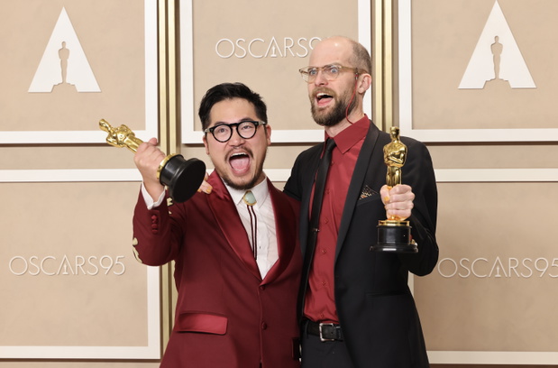 Daniel Kwan i Daniel Scheinert na 95. gali rozdania nagród Akademii Filmowej - 12.03.2023, Los Angeles, USA