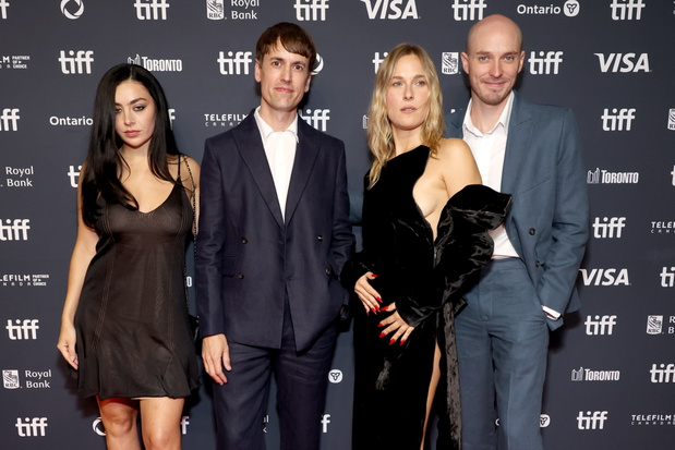 Charli XCX, Pete Ohs, Lena Góra i Will Madden na premierze filmu "Erupcja" podczas Międzynarodowego Festiwalu Filmowego w Toronto, 4.09.2025, Toronto, Kanada