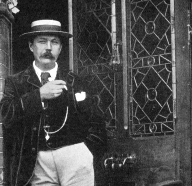 Arthur Conan Doyle (1859-1920).