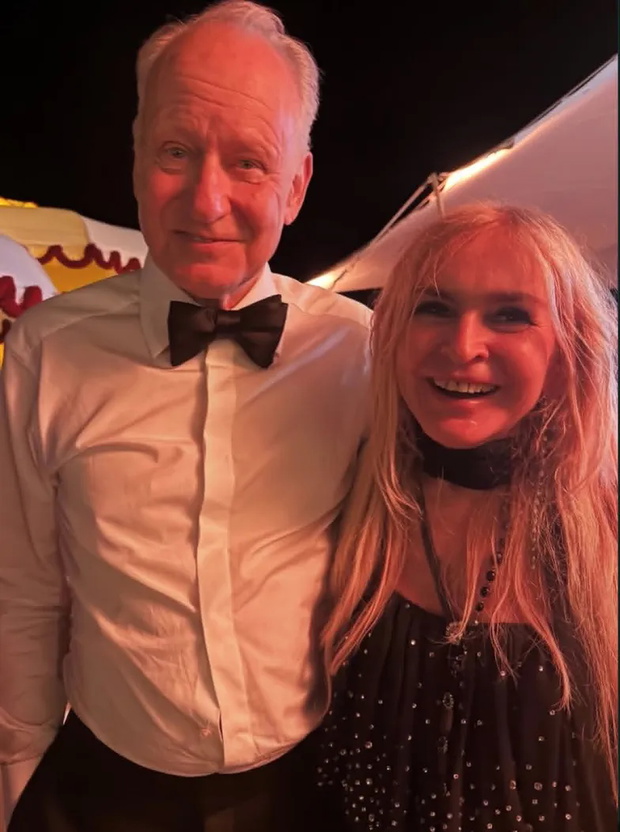 Monika Olejnik, Stellan Skarsgard