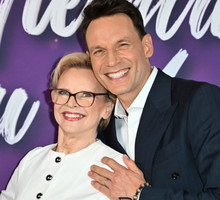 Tomasz Wolny z mamą. 26.05.2026.
