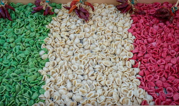 Kolorowe orecchiette