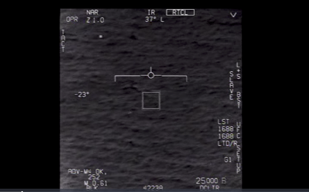 W tym miejscu na Pacyfi ku kamery termowizyjne samolotów zarejestrowały UFO w 2015 roku. UNITED