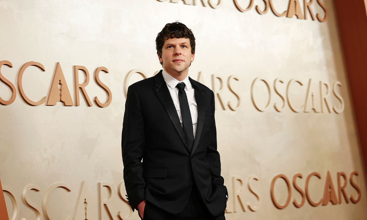 Jesse Eisenberg na 97. rozdaniu nagród Akademii Filmowej - 2.03.2025, Los Angeles, USA