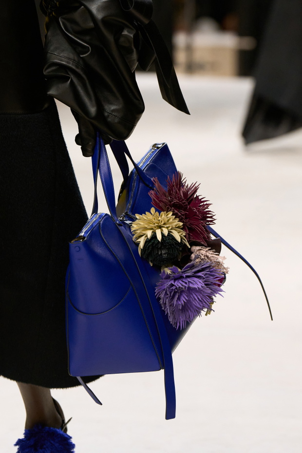 Givenchy clp F26 124