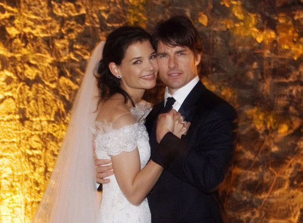 Tom Cruise and Katie Holmes Wedding in Italy - Official Photo - November 18, 2006