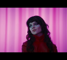 HerPrivateHell_SophieThatcher_01