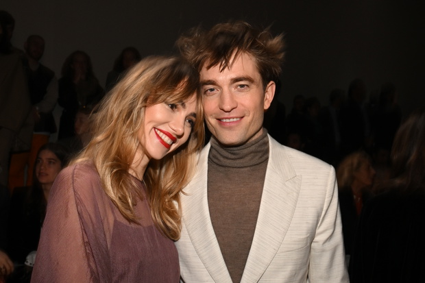 Suki Waterhouse, Robert Pattinson