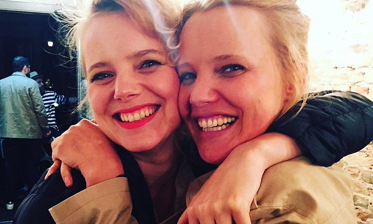 Joanna Kulig, Justyna Schneider