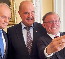 Donald Tusk, Cezary Żak, Artur Barciś