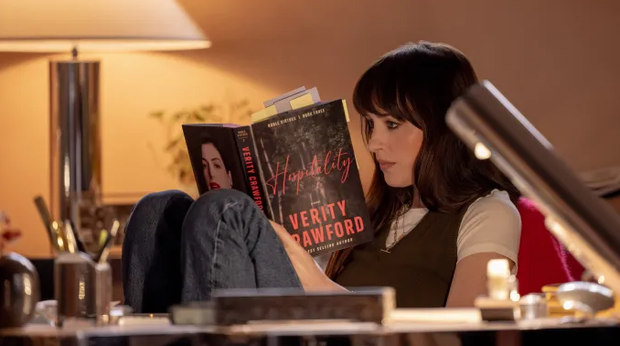 "Verity: Coraz większy mrok"