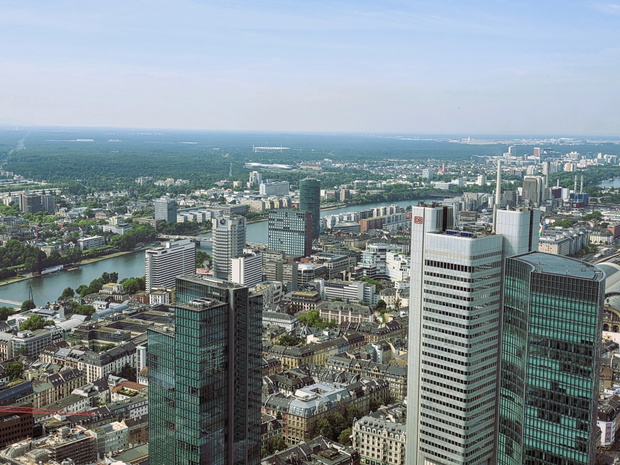 FRANKFURT Z LOTU PTAKA. FOT. ELŻBIETA PAWEŁEK