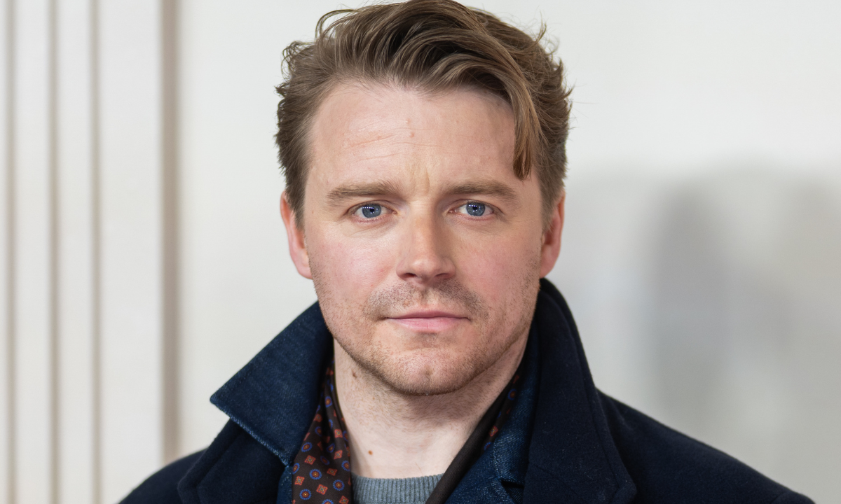 Jack Lowden na pokazie filmu "Ella McCay", 24.11.2025, Londyn, UK