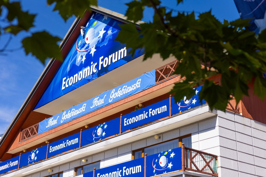 EK