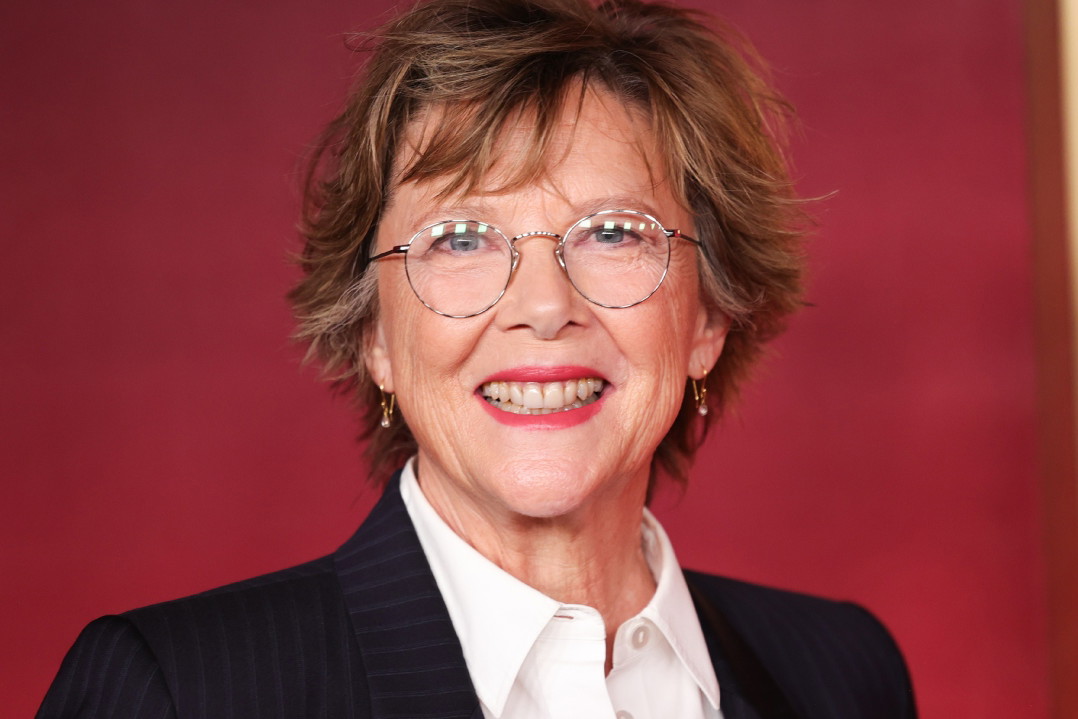 jamnik Annette Bening