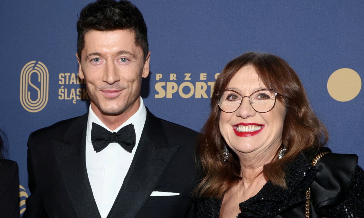 Robert Lewandowski z mamą, Iwoną Lewandowską.