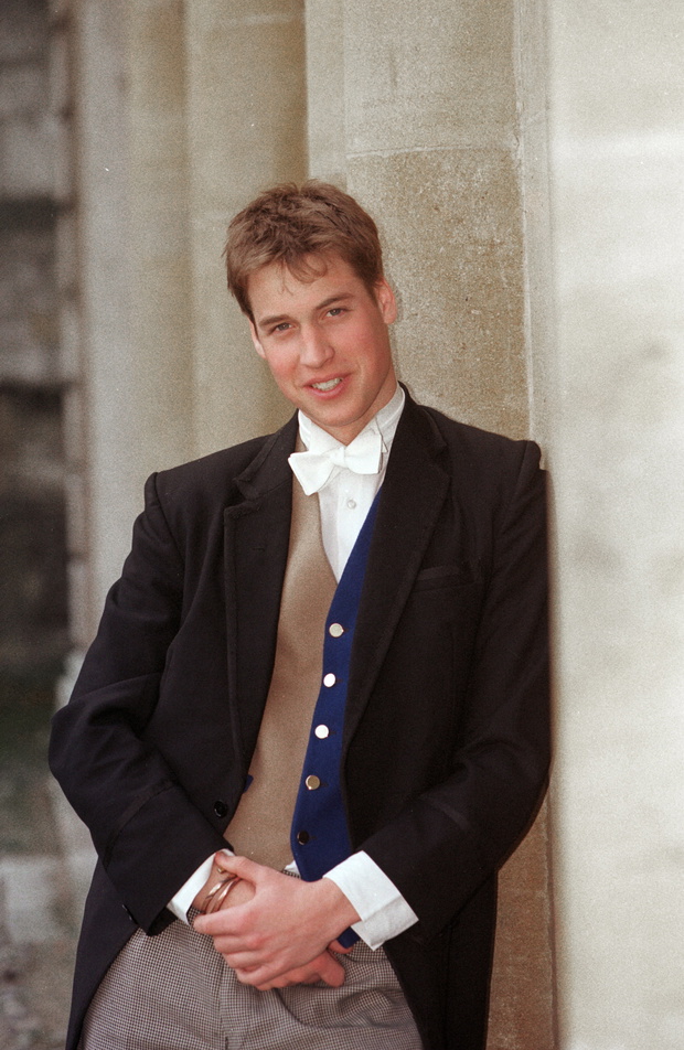 Książę William w Eton College, 2000 r.